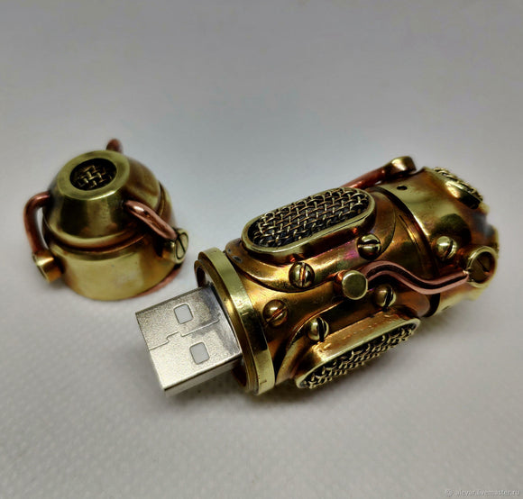 Steampunk-Style USB flash drive 